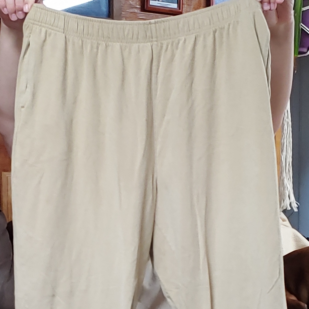 Pants - Picture 2 of 3